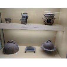 Ancient Greek household pottery and cooking utensils